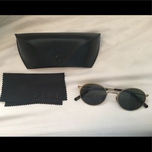 Diff daisy sunglasses